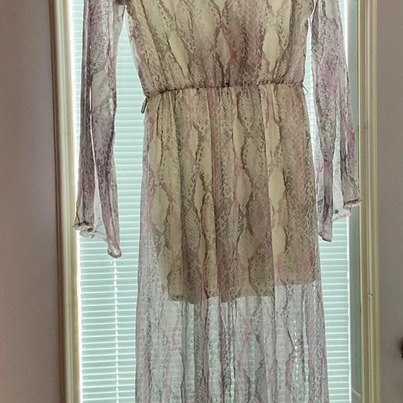Chic Peach Love Long Sleeve Snake Print Dress - Size Small (B14) - Picture 7 of 9